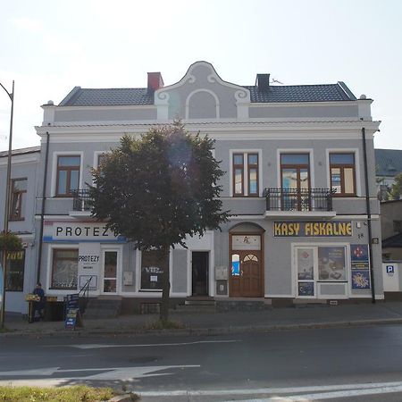 Apartamenty Ostrowiec - Pokoje Goscinne Centrum Ostrowiec Świętokrzyski Exteriér fotografie