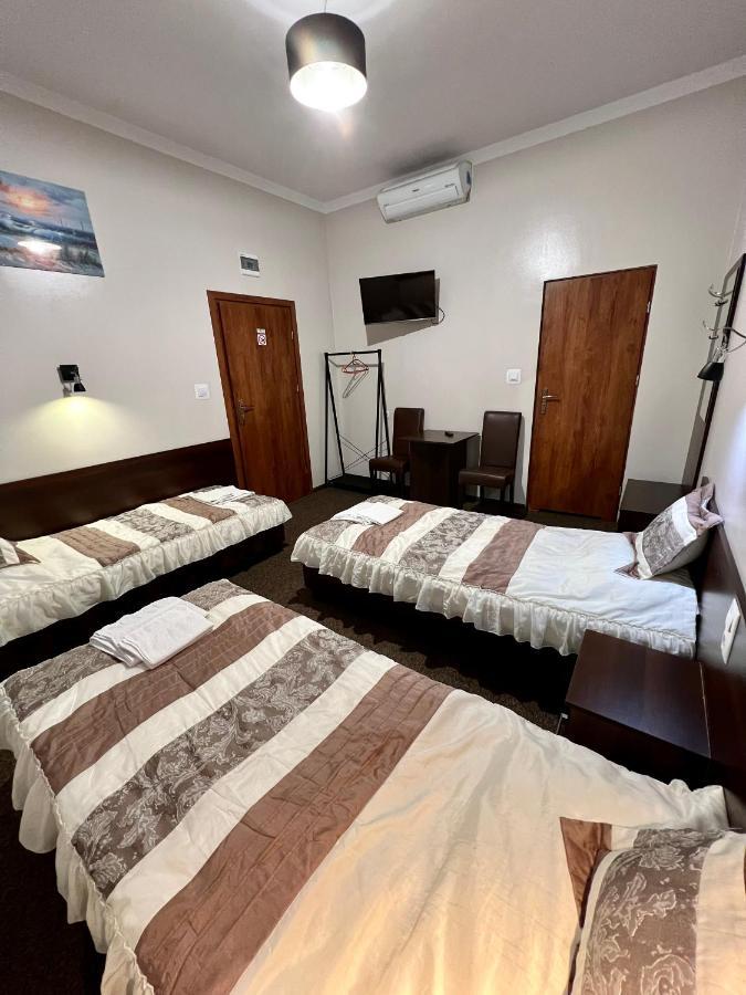 Apartamenty Ostrowiec - Pokoje Goscinne Centrum Ostrowiec Świętokrzyski Exteriér fotografie