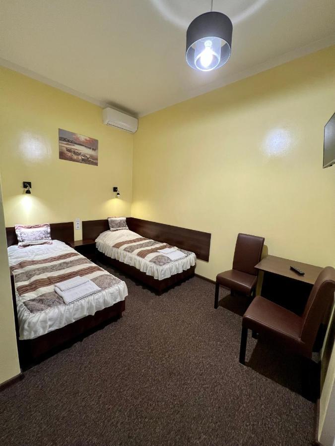 Apartamenty Ostrowiec - Pokoje Goscinne Centrum Ostrowiec Świętokrzyski Exteriér fotografie