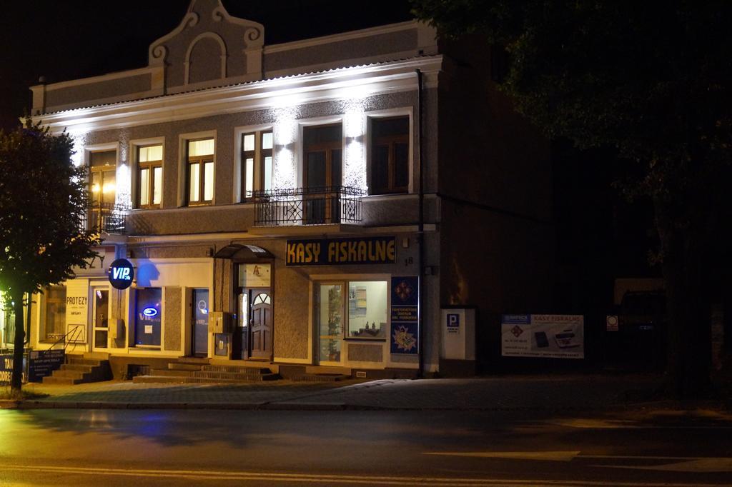 Apartamenty Ostrowiec - Pokoje Goscinne Centrum Ostrowiec Świętokrzyski Exteriér fotografie