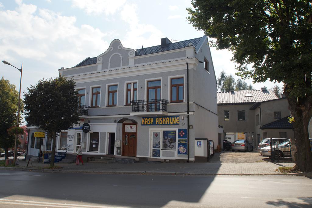 Apartamenty Ostrowiec - Pokoje Goscinne Centrum Ostrowiec Świętokrzyski Exteriér fotografie